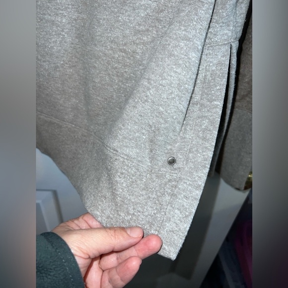 PRANA Womens Tan Pullover Sweatshirt Funnel Cowl Neck Sz M - Picture 5 of 11